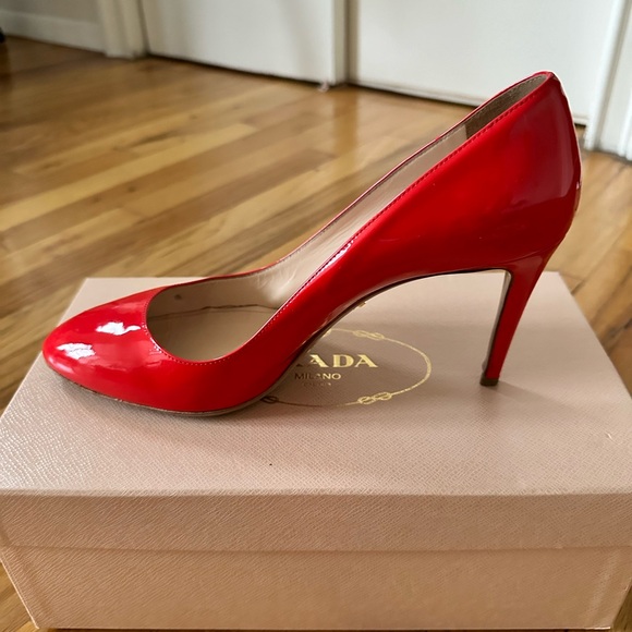 Prada Bright Red Shoes - Picture 3 of 5